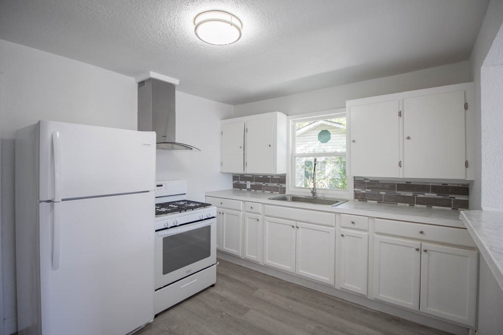 J WADE SIKES PARK ADD-ROGERS - Residential