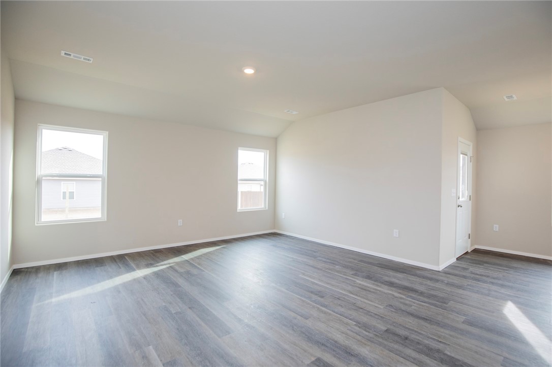 Walnut Hill Sub Ph I Pea Ridge - Residential Lease