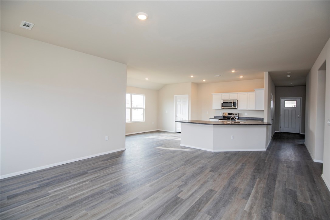 Walnut Hill Sub Ph I Pea Ridge - Residential Lease