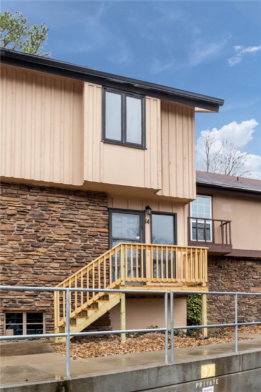 Townhouse Tct 1 A/K/A Drake Court Bvv - Residential Lease
