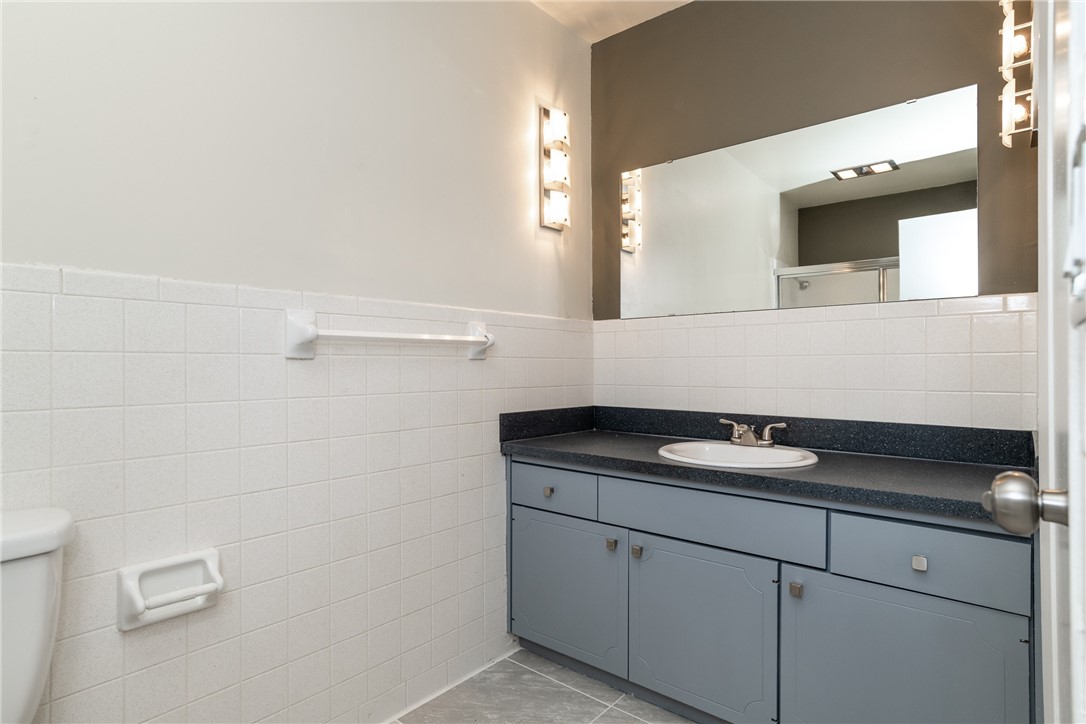 Townhouse Tct 1 A/K/A Drake Court Bvv - Residential Lease