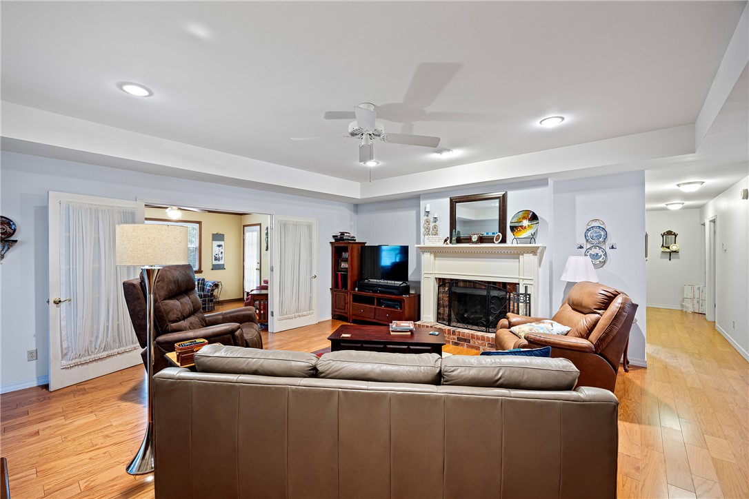 Hickory Hills Ph Ii - Residential