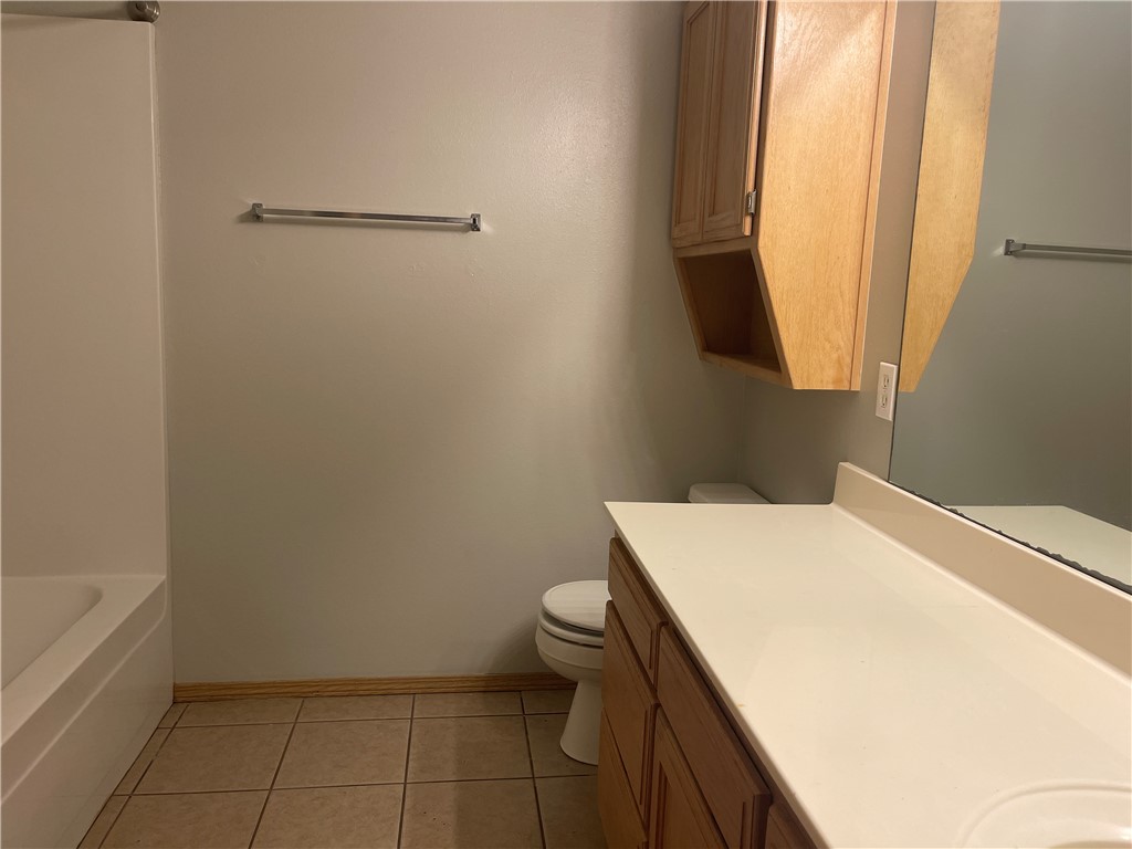 Hannah Meadows - Residential Lease