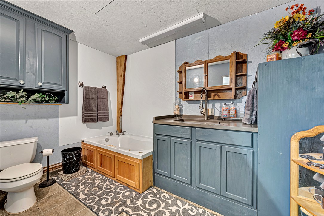 33-20-32 Rural - Residential