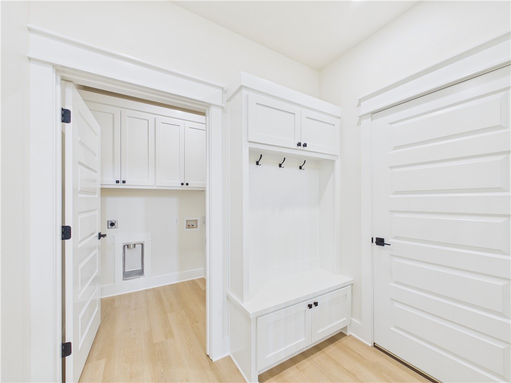 Magrath SUB-BVV - Residential