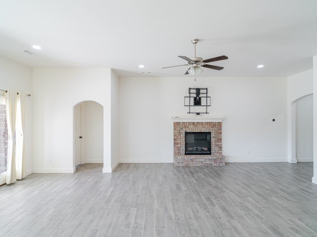 Pines Ph I, The Centerton - Residential Lease