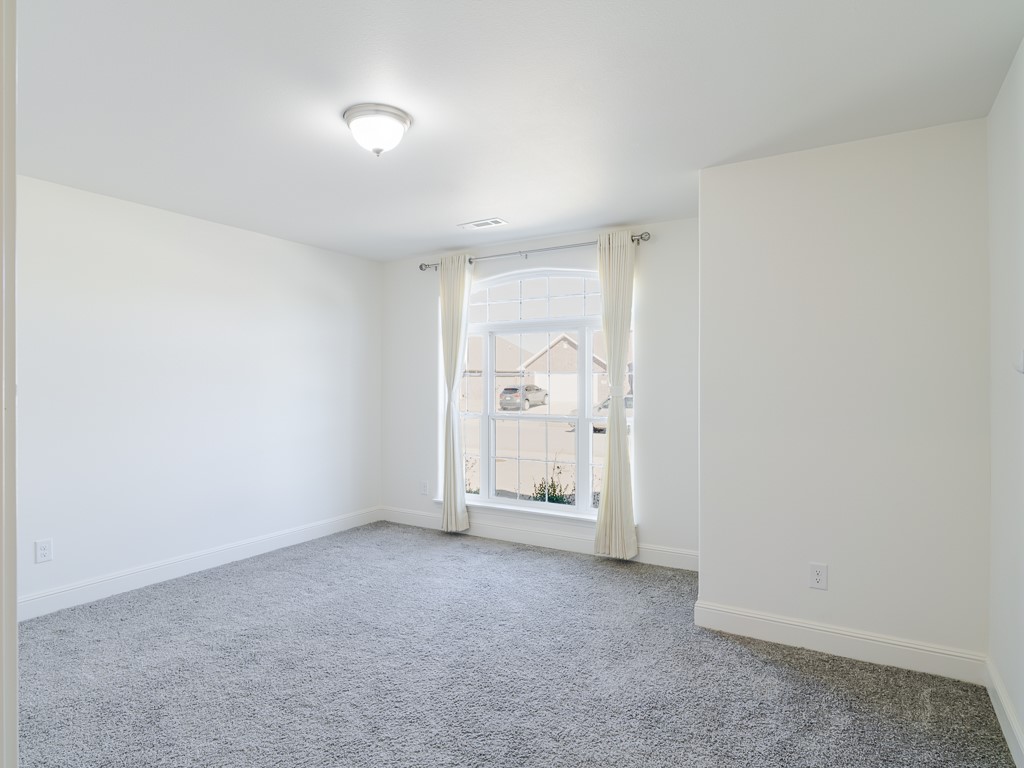 Pines Ph I, The Centerton - Residential Lease