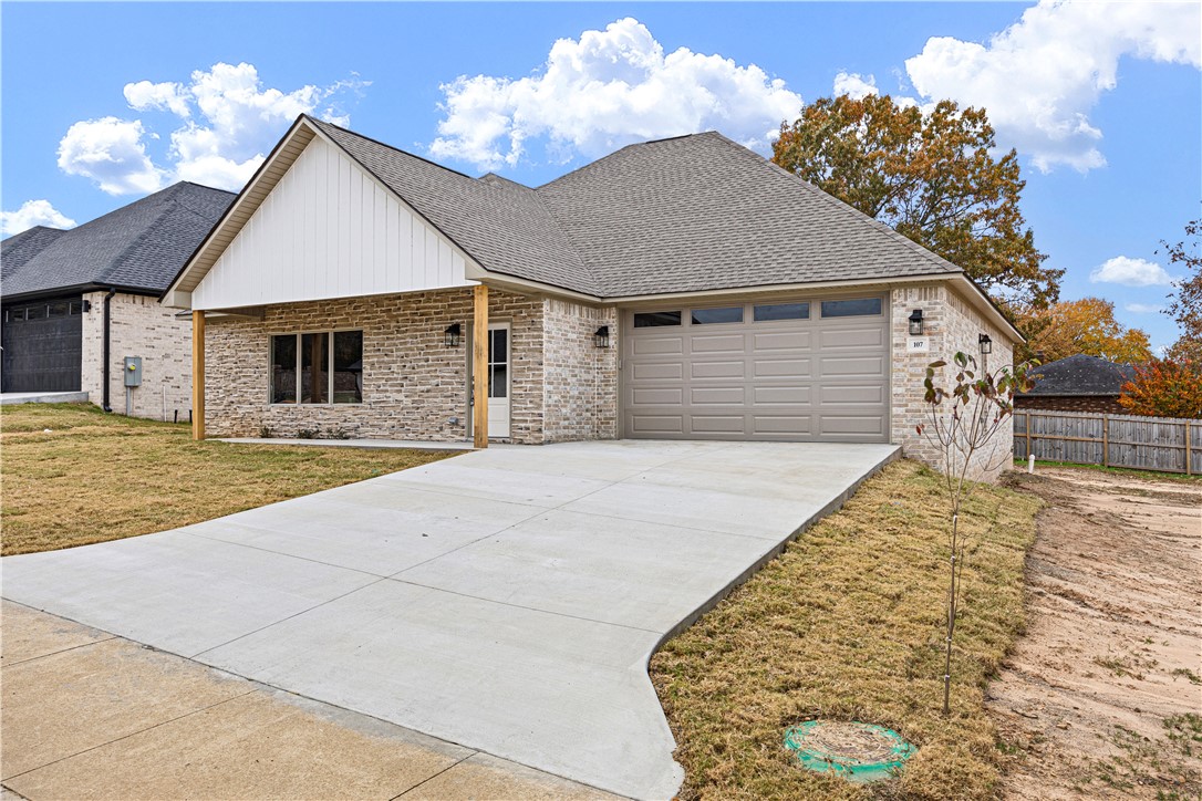 Experience modern living at 107 Harbor Circle in Russellville. This newly built 2025 home features 3 bedrooms, 1,894 square feet of thoughtfully designed space, quartz countertops, and brand-new appliances. Enjoy scenic views of Lake Dardanelle while being just minutes from Lake Dardanelle State Park, excellent fishing locations, and outdoor recreation. Set on a spacious lot, this home offers the perfect blend of comfort, convenience, and natural beauty.
