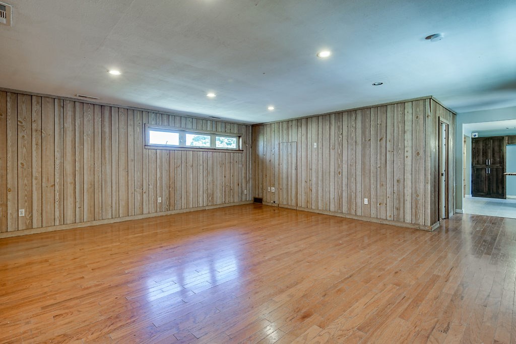 Rogers Add - Residential