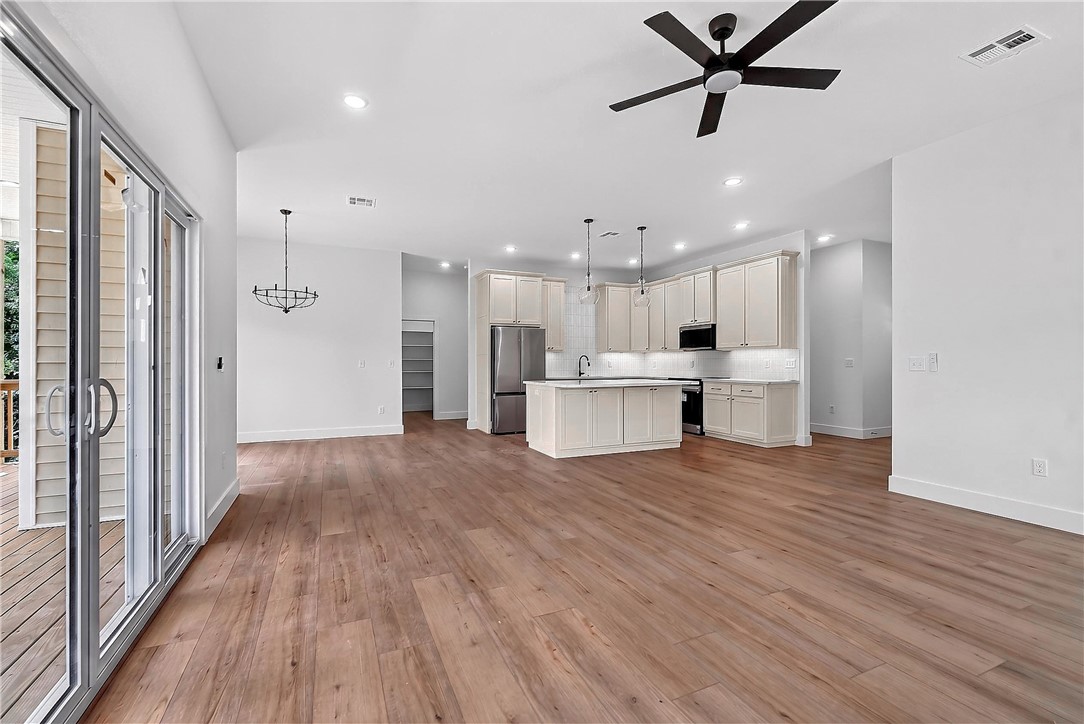 HAMPSHIRE SUB-BVV - Residential