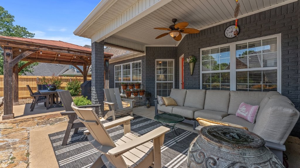 Highland Knolls Unit 2 Ph 2 Rogers - Residential