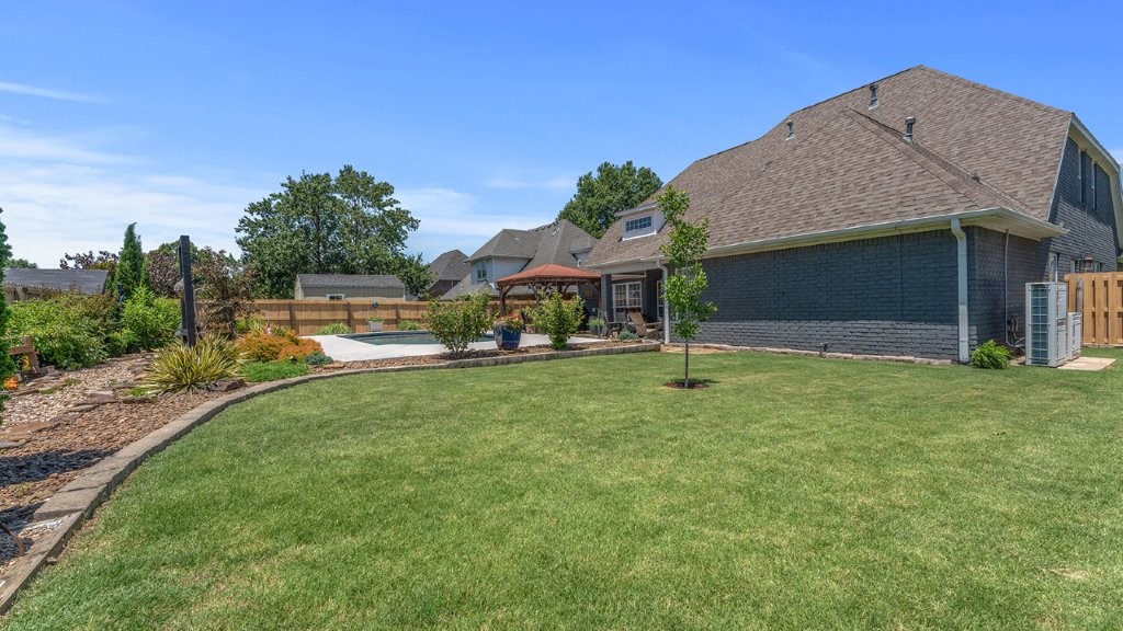 Highland Knolls Unit 2 Ph 2 Rogers - Residential