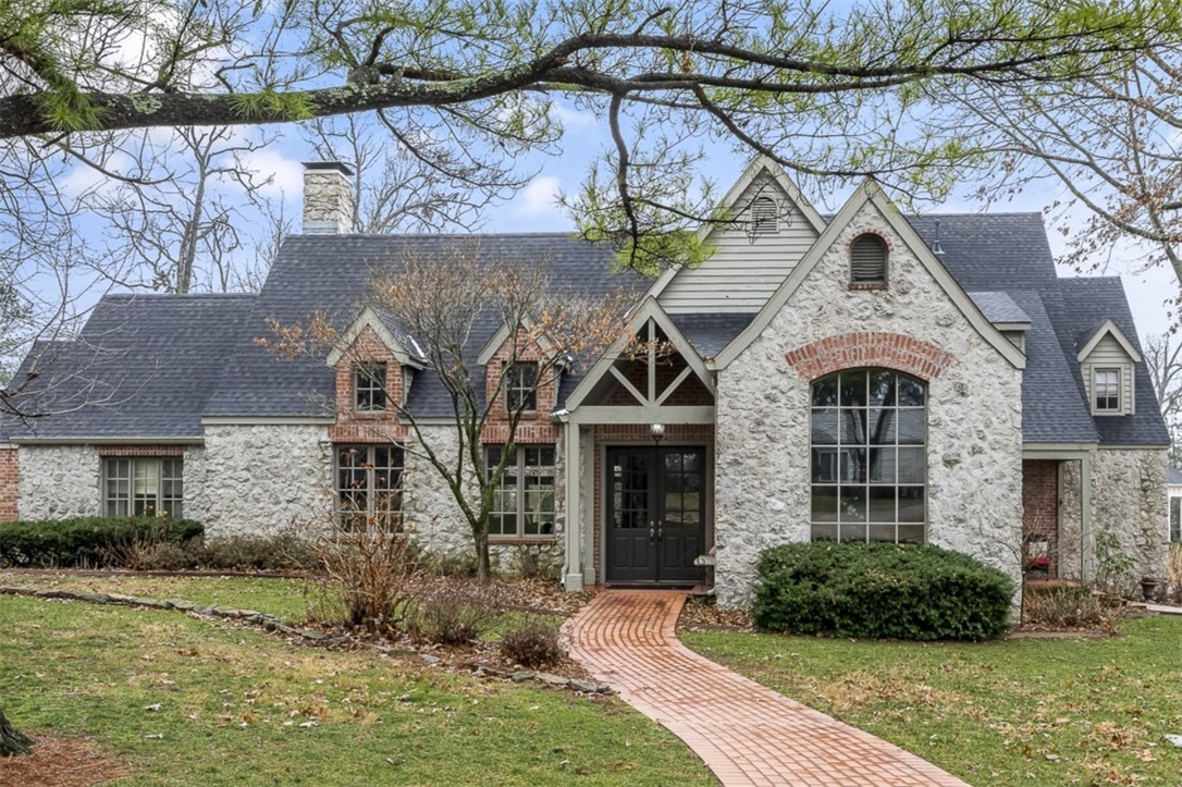 Acres Escondidos Rogers - Residential