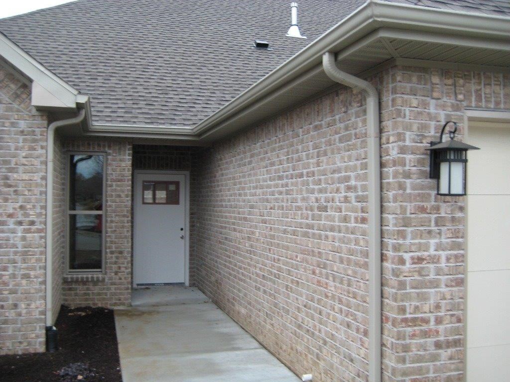 Shadow Valley - Residential Lease