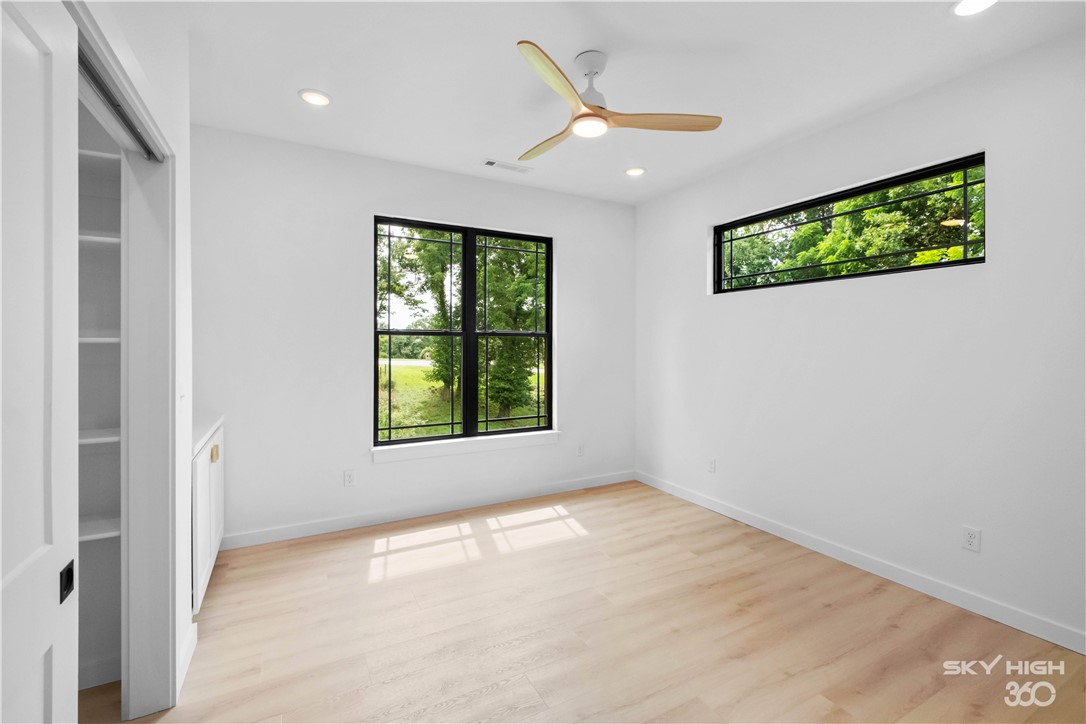 Central Heights - Residential Lease