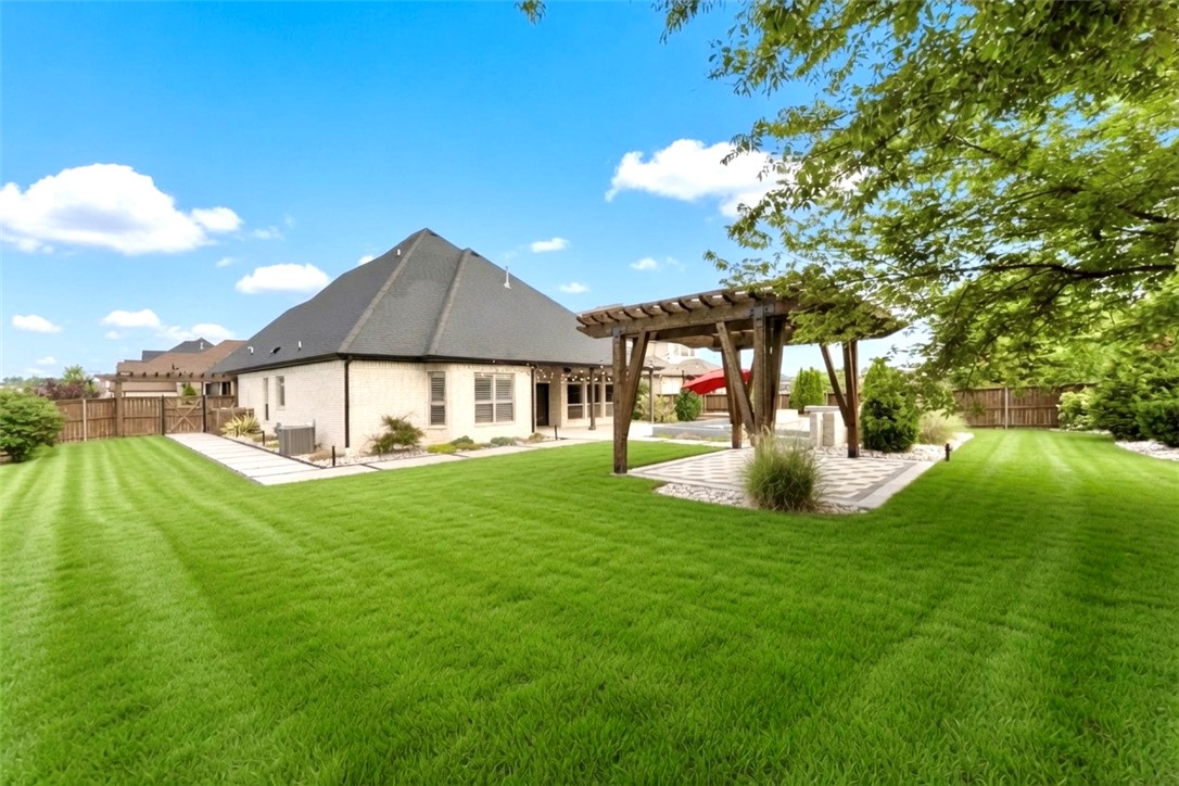 Lochmoor - Residential