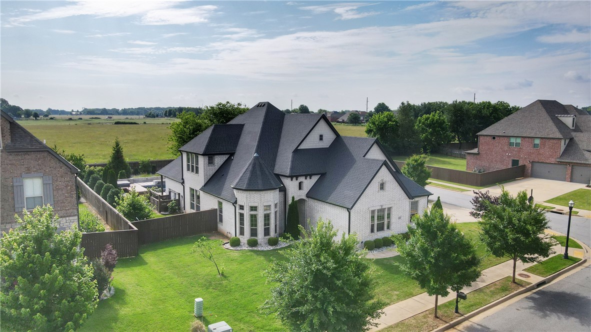 Lochmoor - Residential