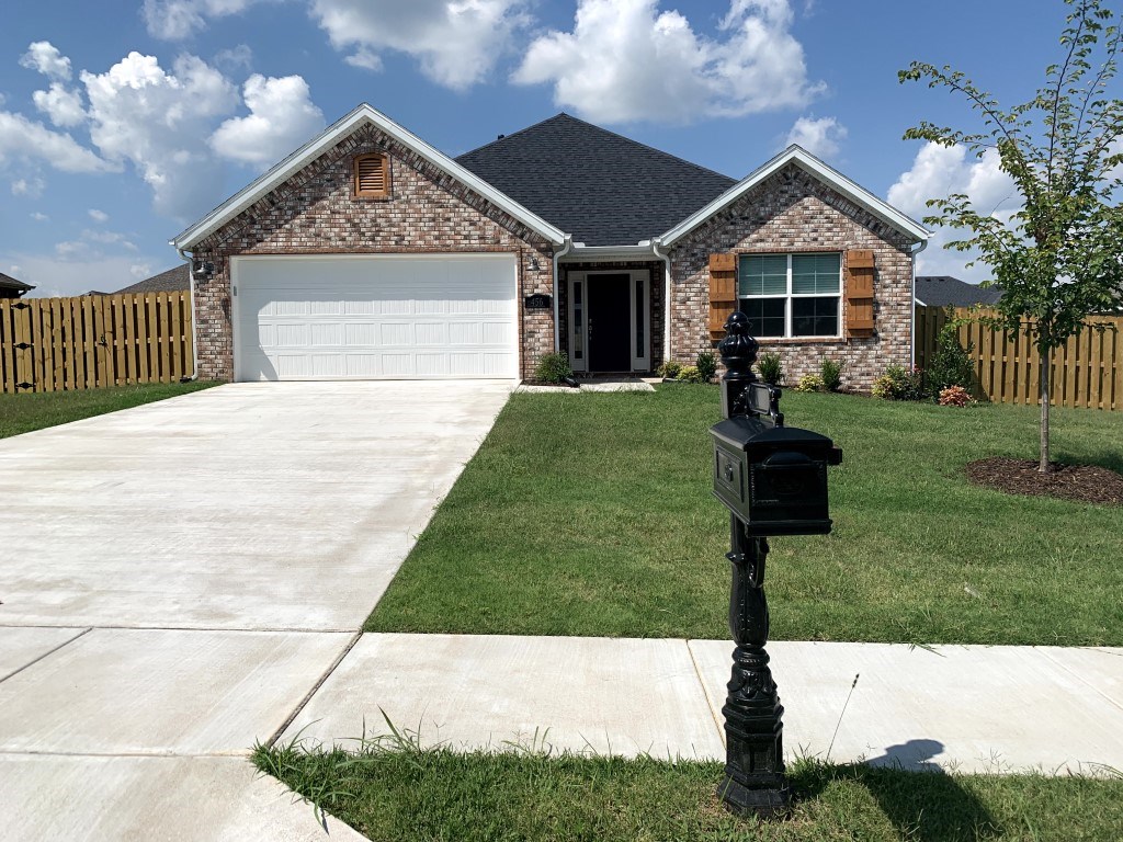 Beautiful 3 bed, 2 bath home in Farmington!  Home features stunning wood look luxury vinyl floors, open floor plan, granite counter tops, upgraded Samsung stainless steel appliances, low e windows, covered back porch and so much more!
