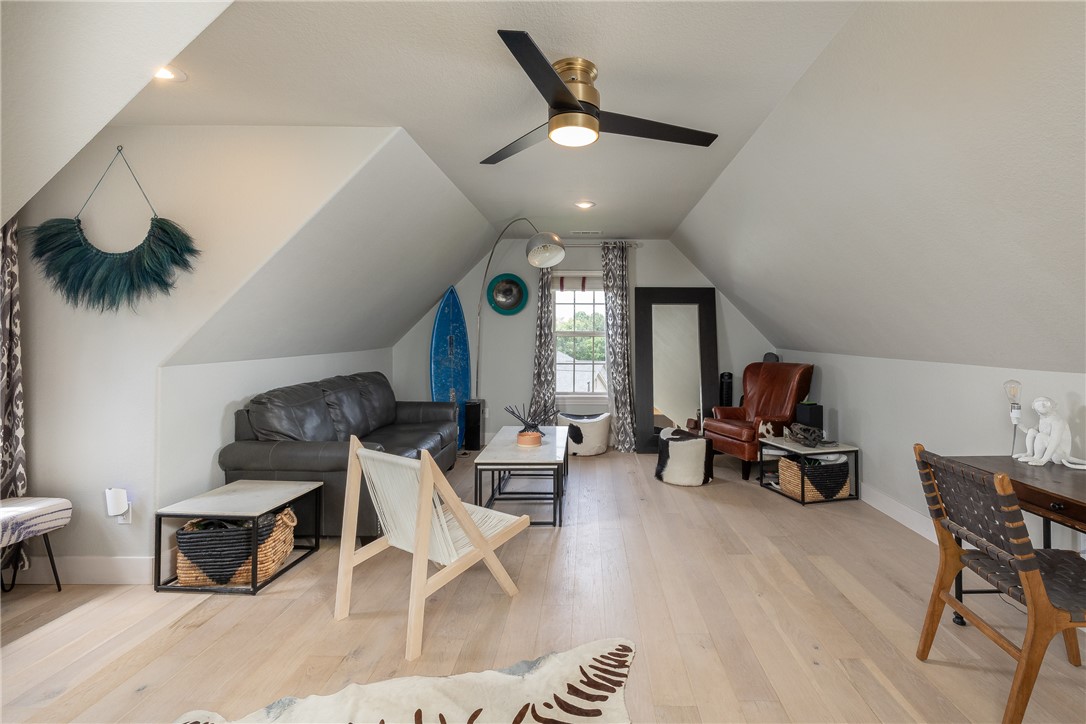 Mission Hills - Residential
