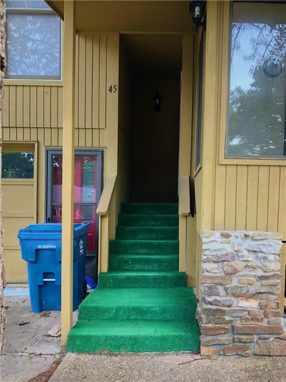 Townhouse Tct 3 A/K/A Drake Court Bvv - Residential