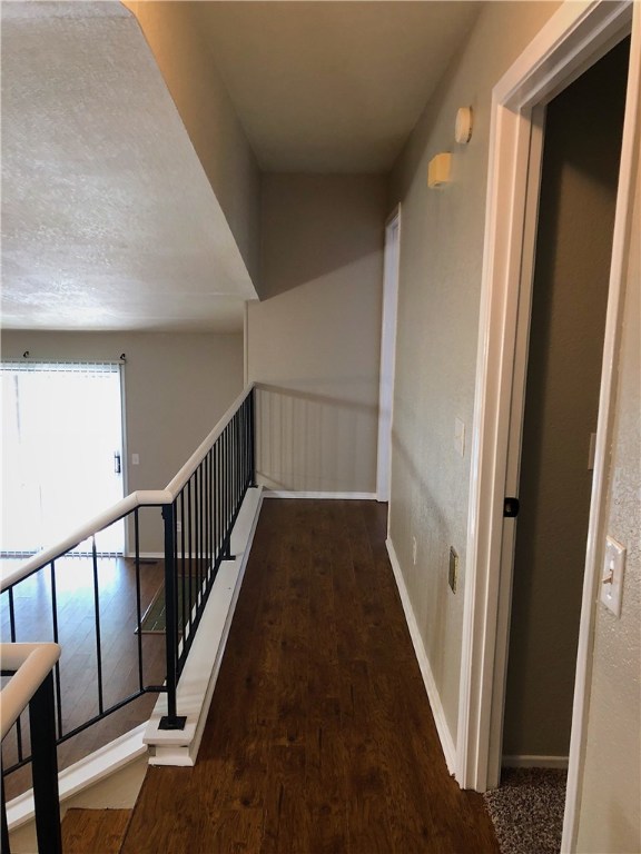 Townhouse Tct 3 A/K/A Drake Court Bvv - Residential
