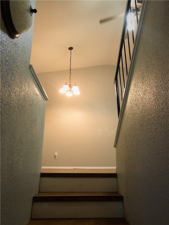Townhouse Tct 3 A/K/A Drake Court Bvv - Residential