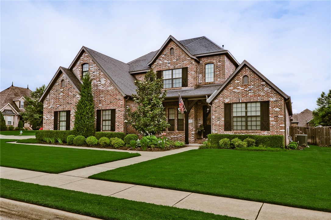 Absolutely Timeless Brick Exterior Curb Appeal coupled with Embellished Landscaping Make this Gorgeous 4 bedroom, 3 bath, 3-car garage Home on a Quiet Street in Prestigious Shadow Valley Warm & Inviting all Year Round! One Owner, Meticulously Maintained - Special Upgrades incl. Bonus + separate Media Room on 2nd Level, Dedicated Office & 2nd Family on 1st Level & Enviable, Screened-in Covered Patio Makes this Wonderful Home Ripe for Entertaining. Kitchen & Pantry are Magnificent-Storage Galore, Gas Range,