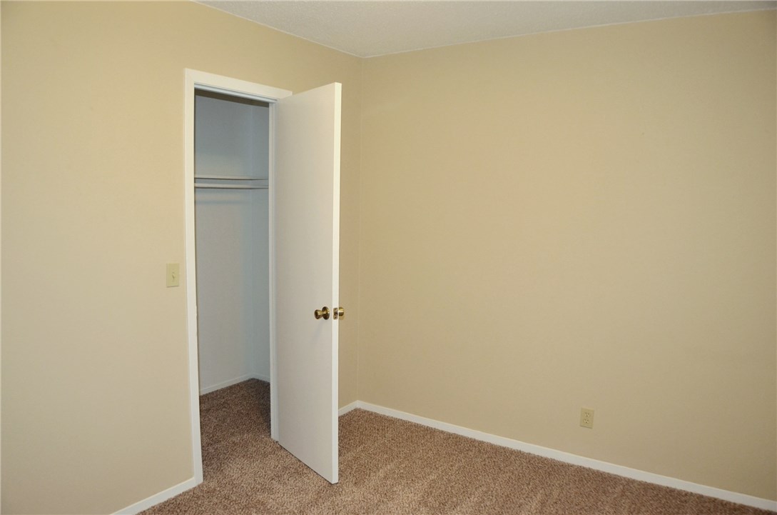 Olivewood Sub Unit 2 Rogers - Residential