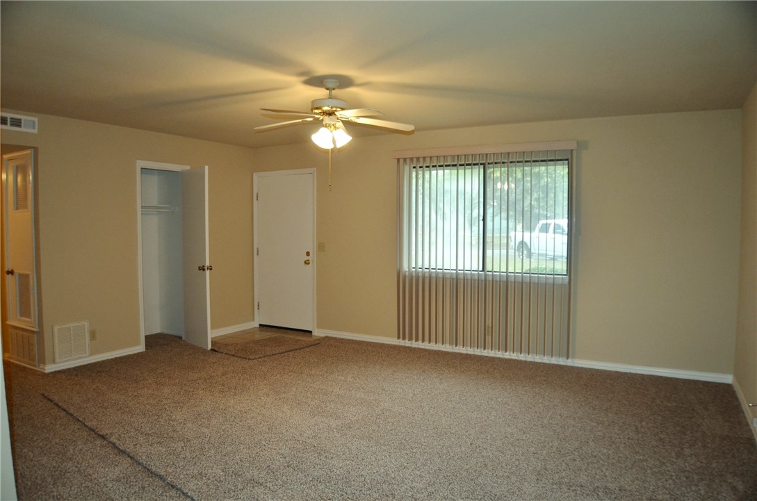 Olivewood Sub Unit 2 Rogers - Residential