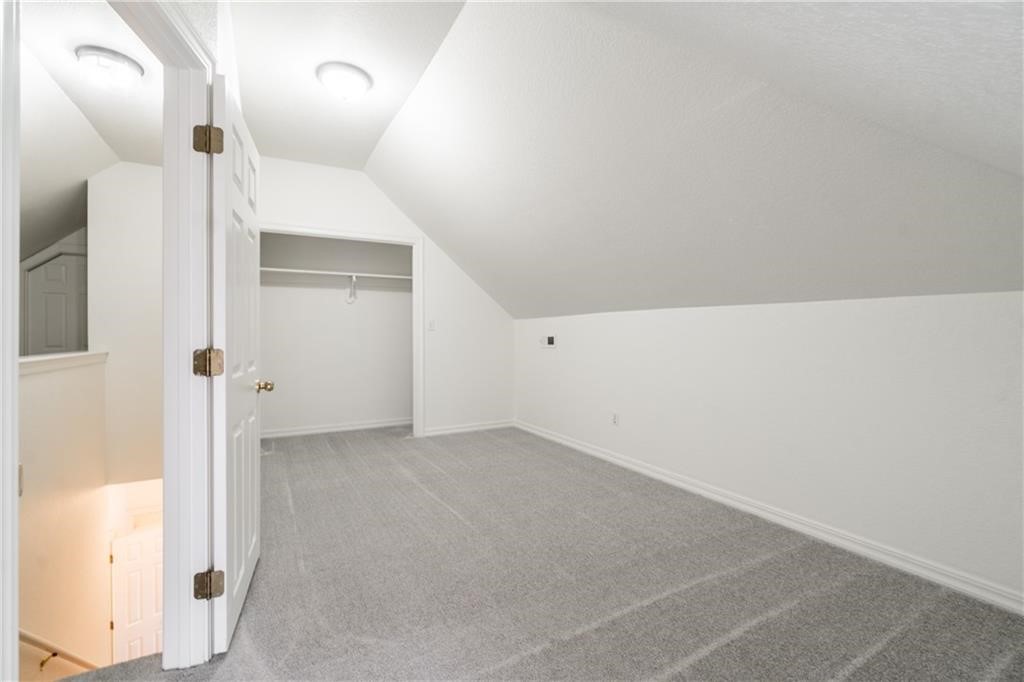 WELLS ADD-GRAVETTE - Residential Lease
