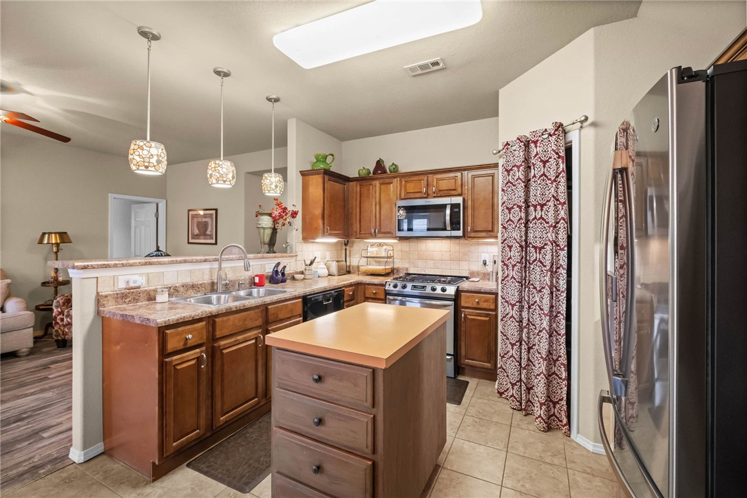 Highland Square Greens Ph I - Residential