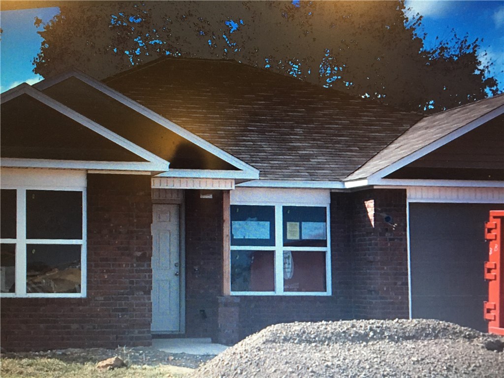 Awesome 4 bed 2 bath floorplan in Bentonville school district. Why rent when you can own for less?