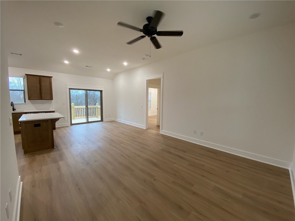 Ardwell Sub Bvv - Residential Lease