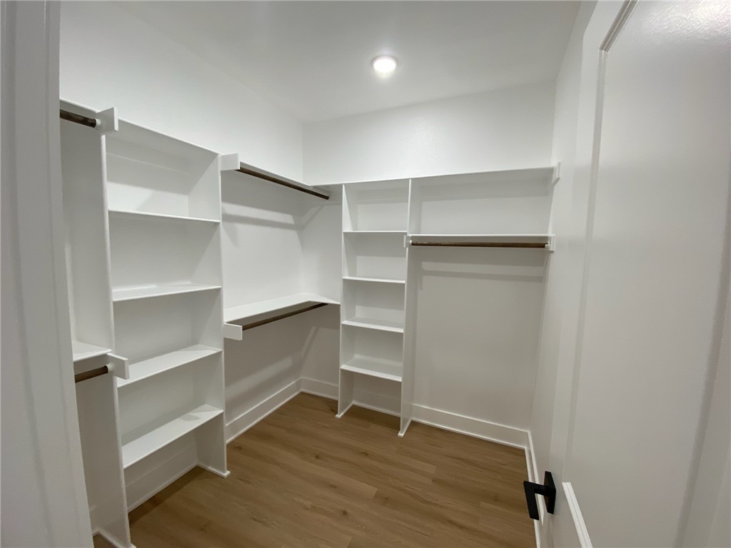 Ardwell Sub Bvv - Residential Lease