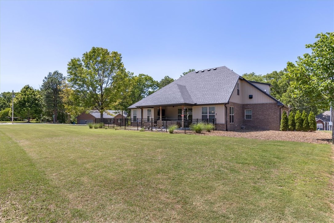 Dogwood Hills Sub Bvv - Residential