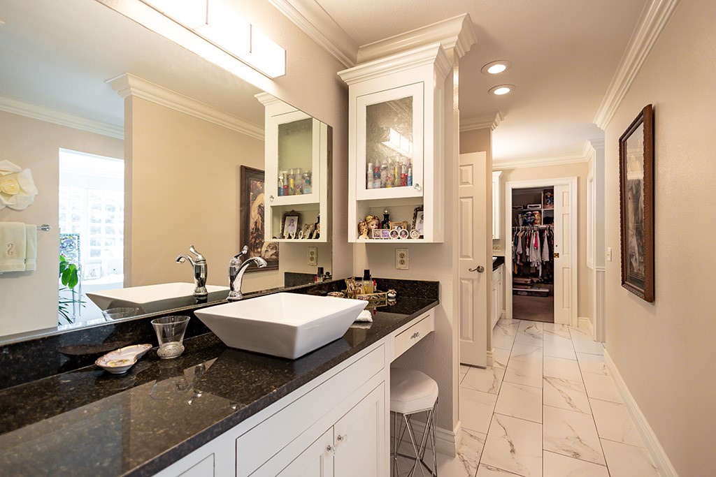 Paradise Place - Residential
