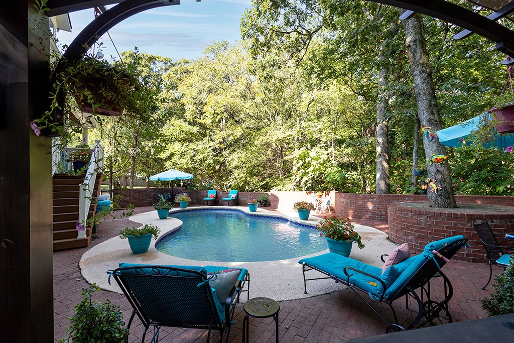 Paradise Place - Residential