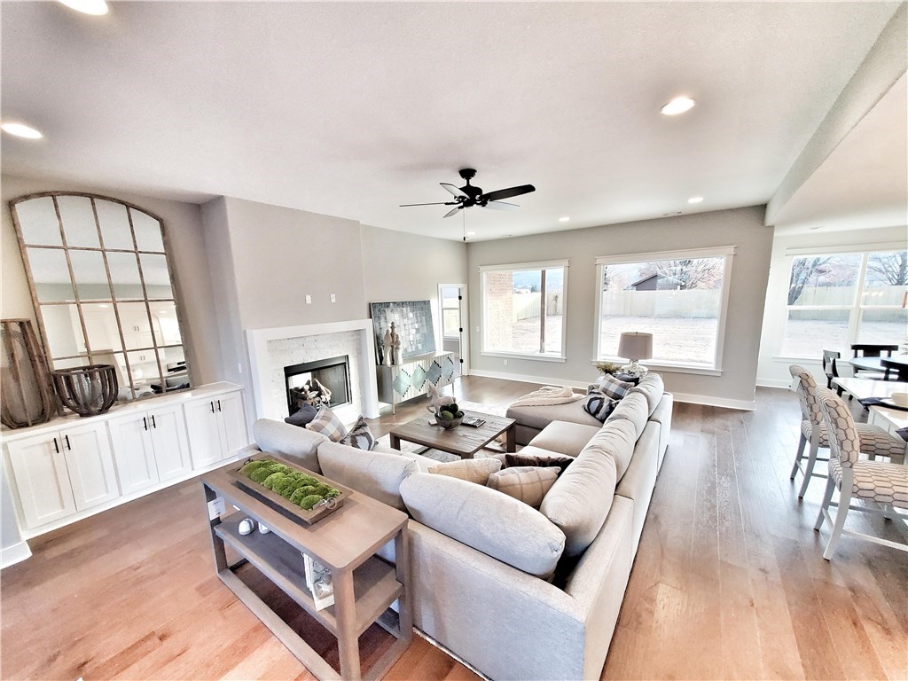 Knolls - Residential
