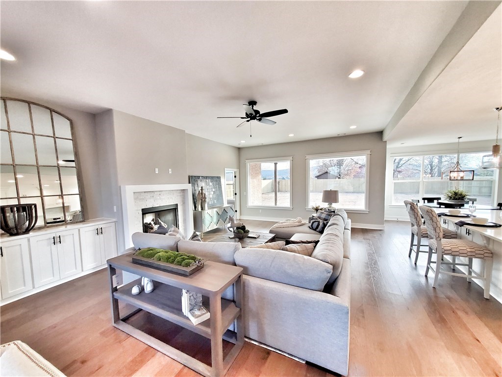 Knolls - Residential