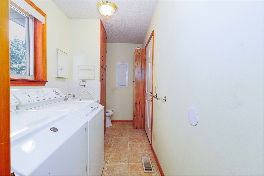 Crestwood Estates - Residential