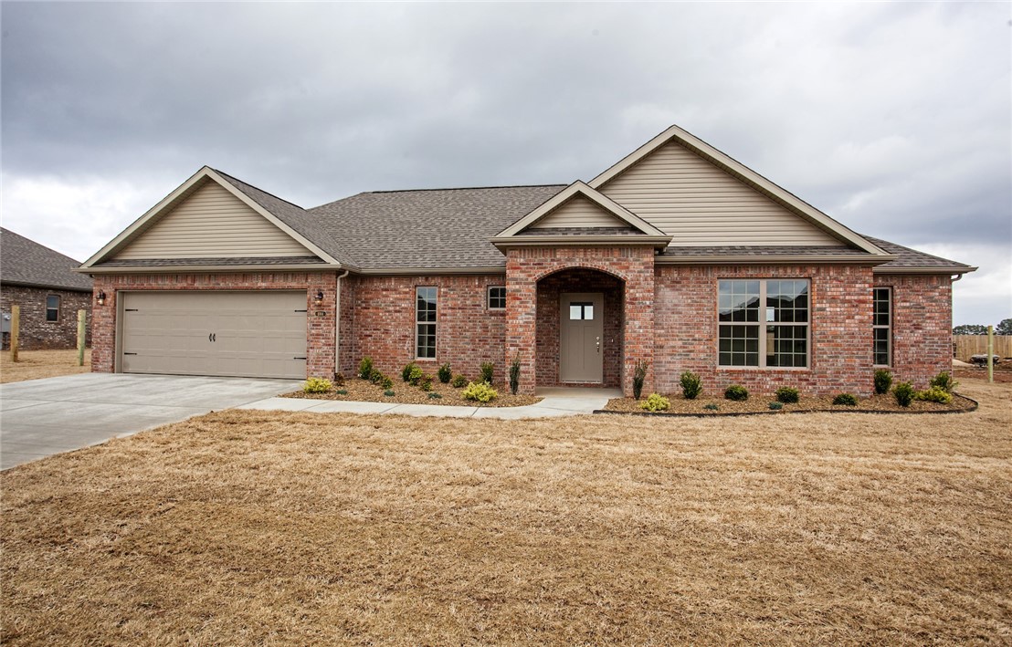 Summit Meadows Ph III Pea Ridge - Residential Lease
