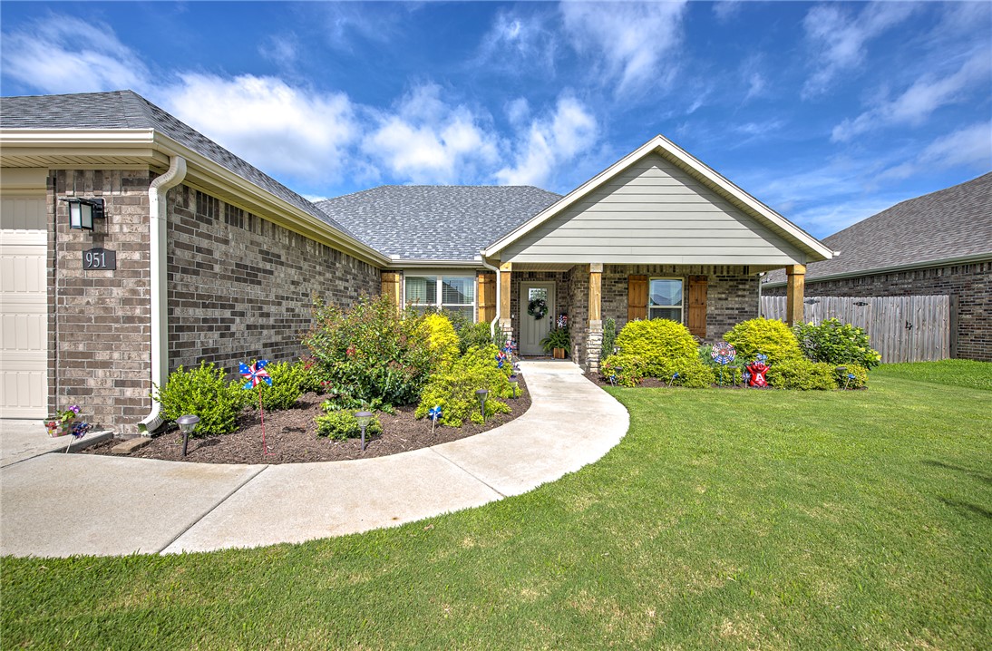 Hickory Meadows Sub Ph 1 - Residential