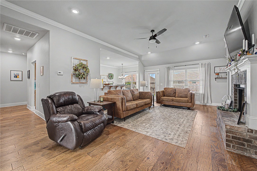 Hickory Meadows Sub Ph 1 - Residential