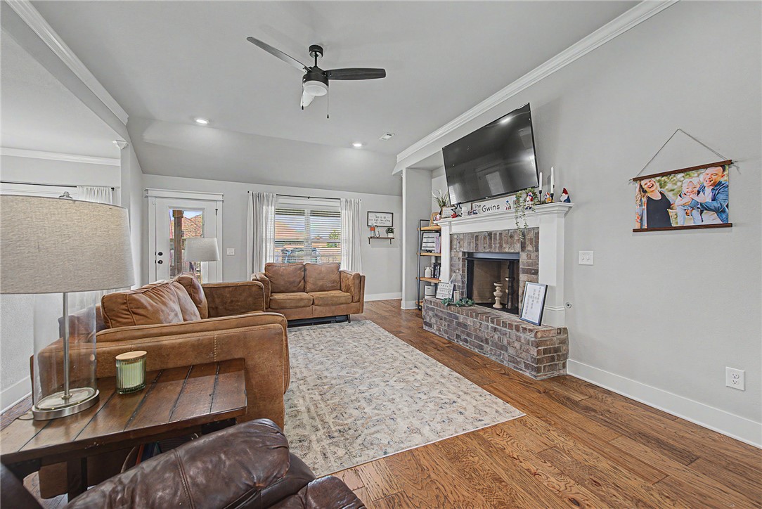 Hickory Meadows Sub Ph 1 - Residential