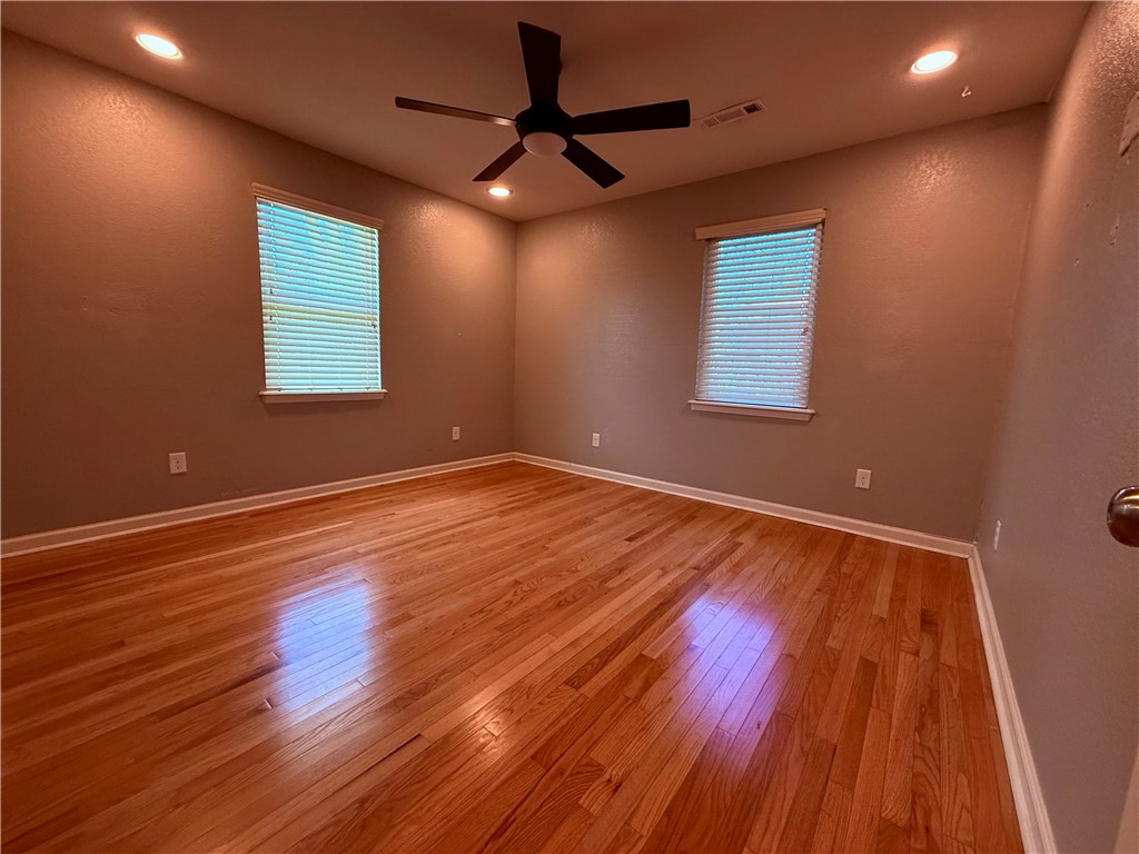 Banks - Residential Lease
