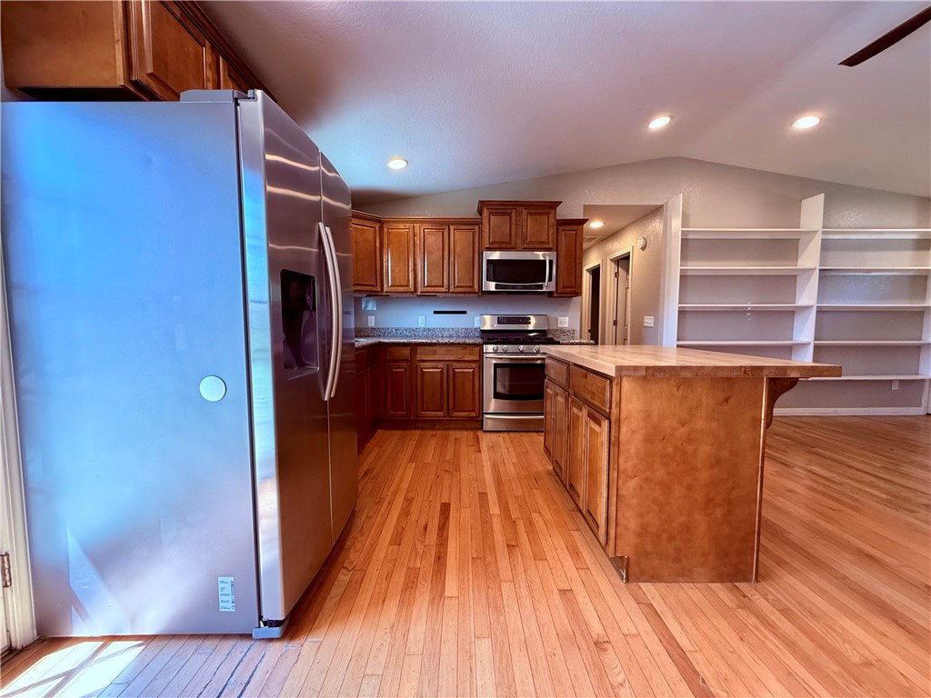 Banks - Residential Lease