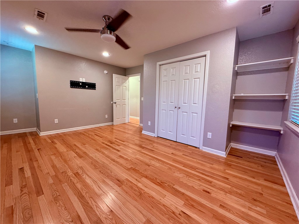 Banks - Residential Lease