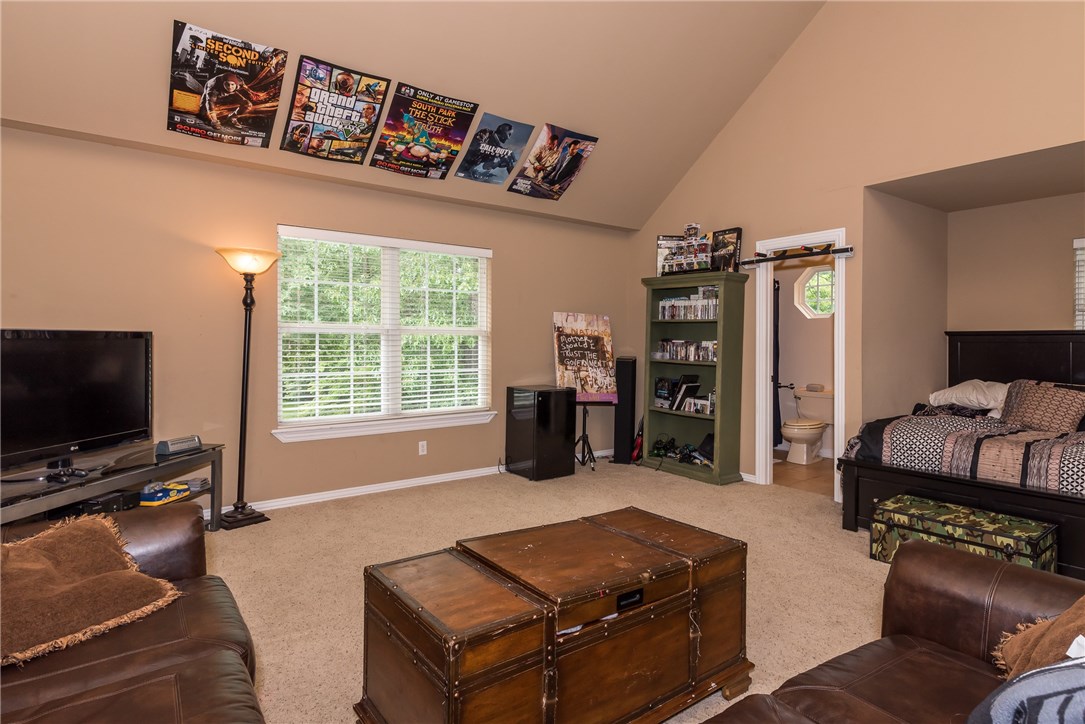 Woods Creek - Residential