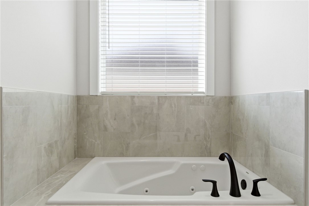 Silver Leaf Estates Ph II Centerton - Residential
