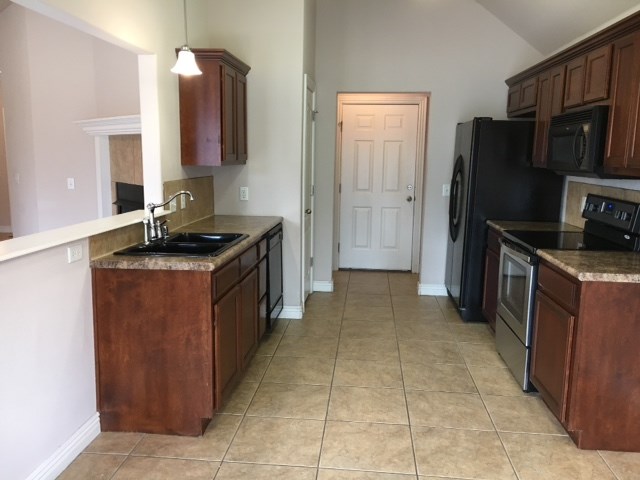 Sage Meadows Sub - Residential Lease